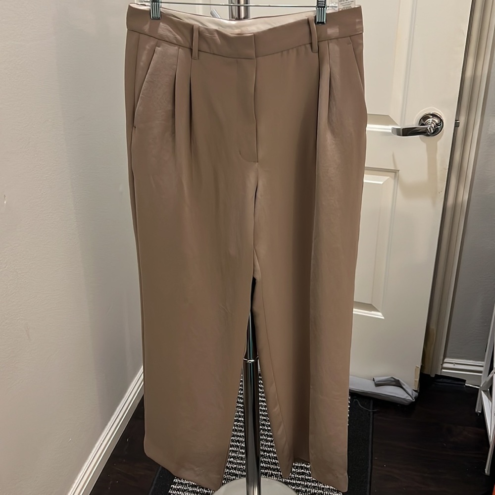 Wilfred effortless pant, short, size 12, grey taupe